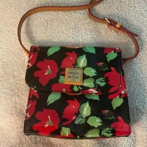 Dooney and bourke crossbody purse